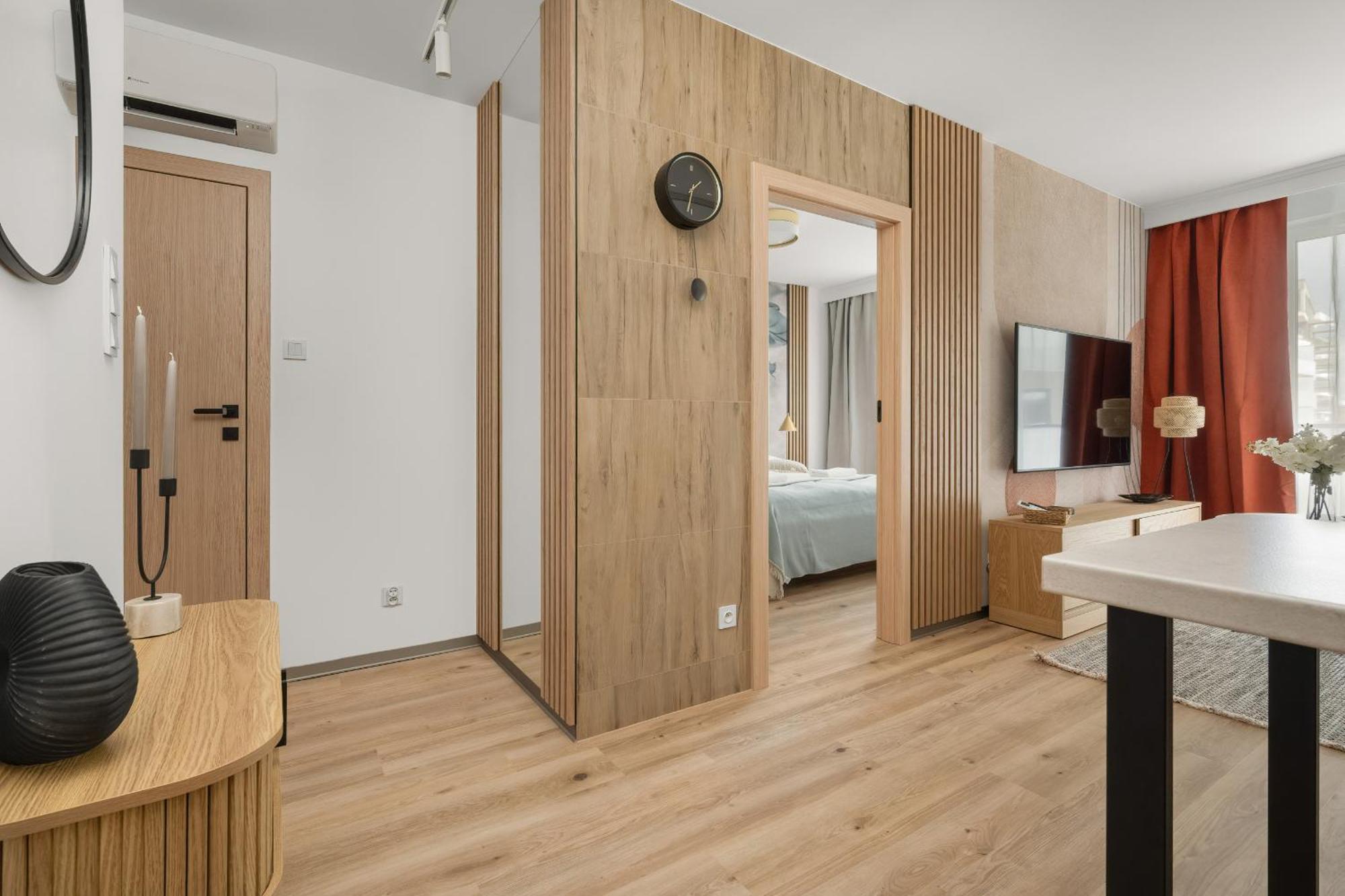 Central Park Z Balkonem I Parkingiem By Renters Prestige *