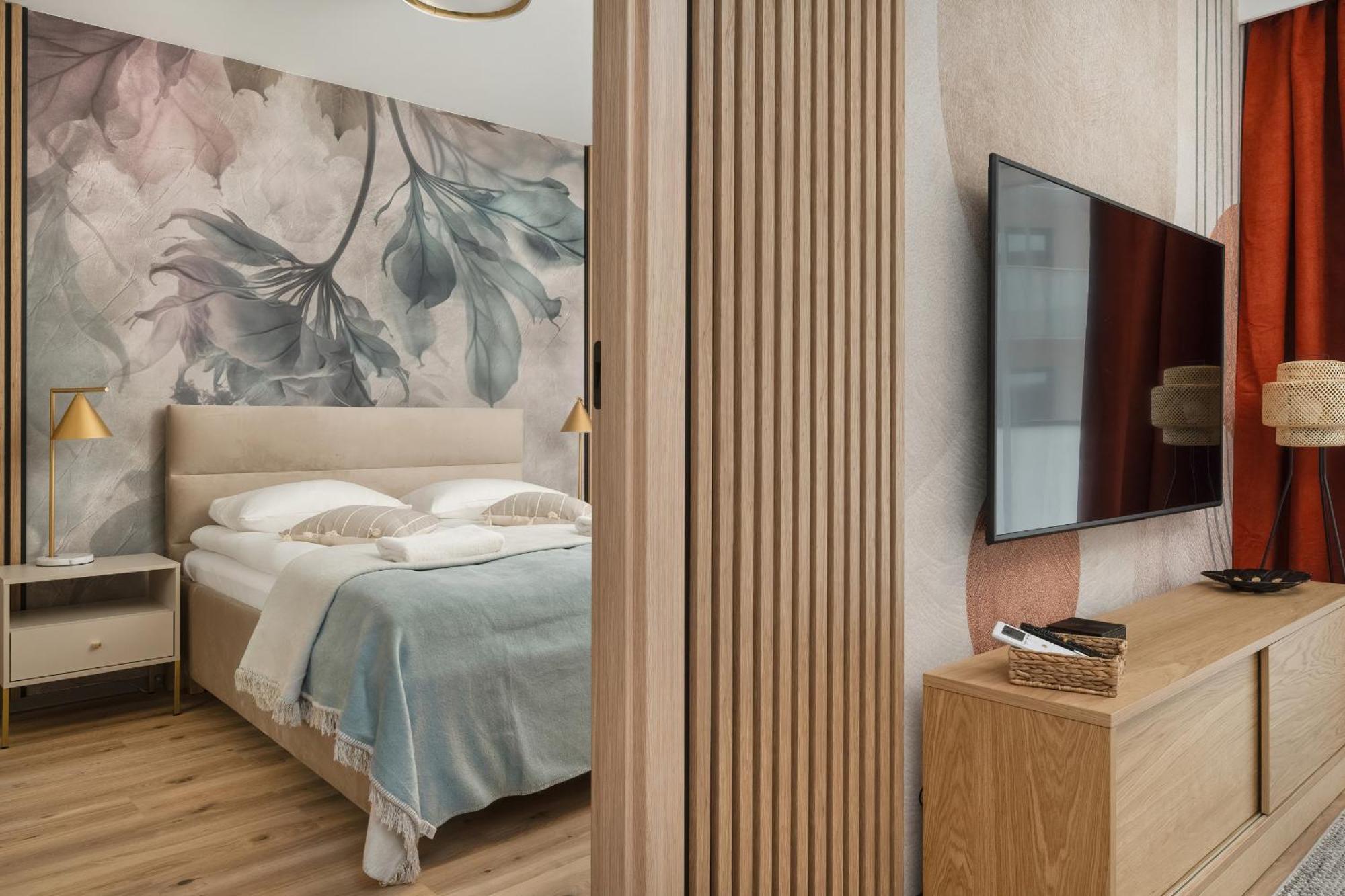 Central Park Z Balkonem I Parkingiem By Renters Prestige *