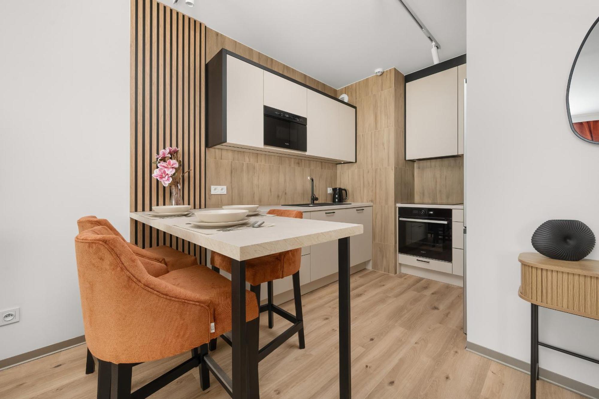 Apartment Central Park Z Balkonem I Parkingiem By Renters Prestige *