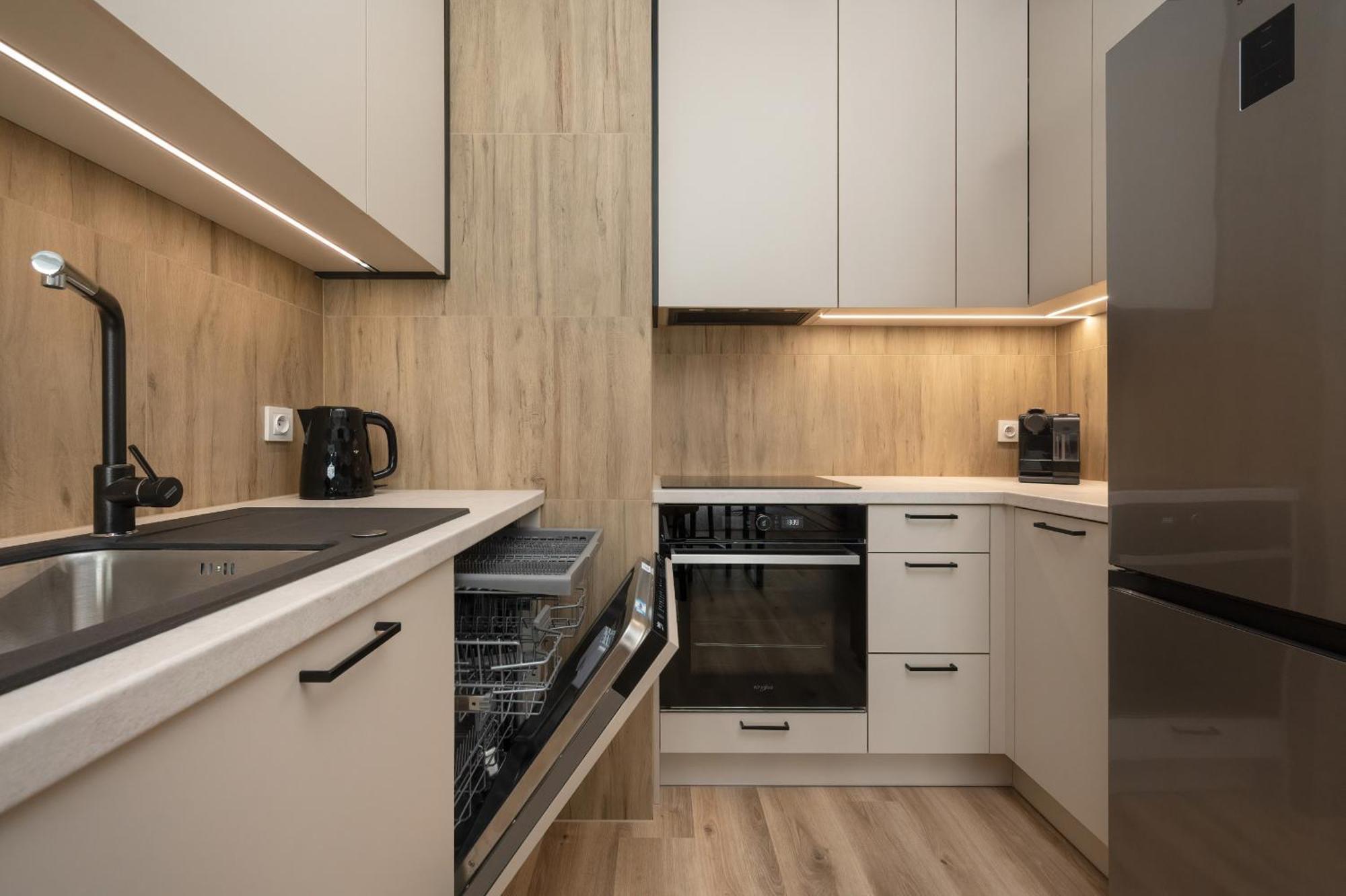 Central Park Z Balkonem I Parkingiem By Renters Prestige *